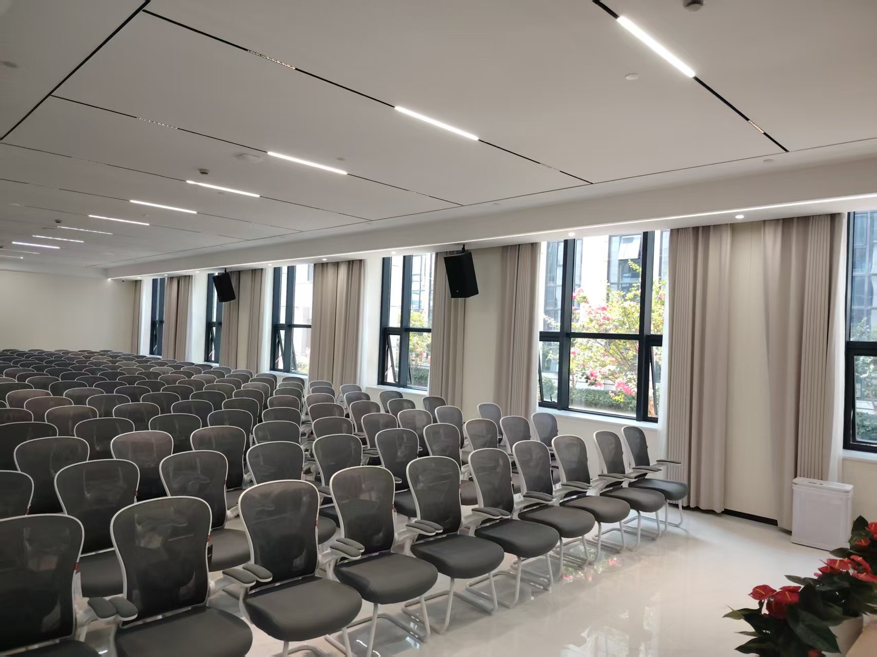 湖南柏晶智能科技有限公司